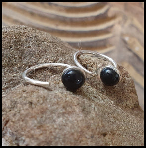 Huggie Earrings (black agate)